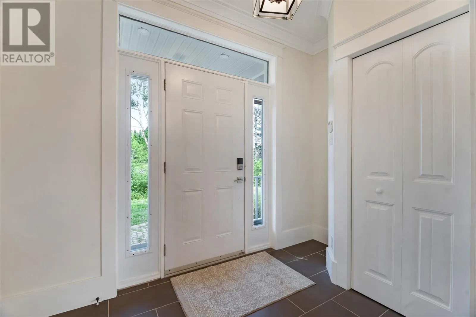 7 Sallesnik Lane