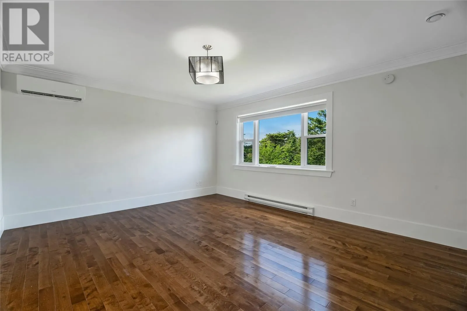 7 Sallesnik Lane
