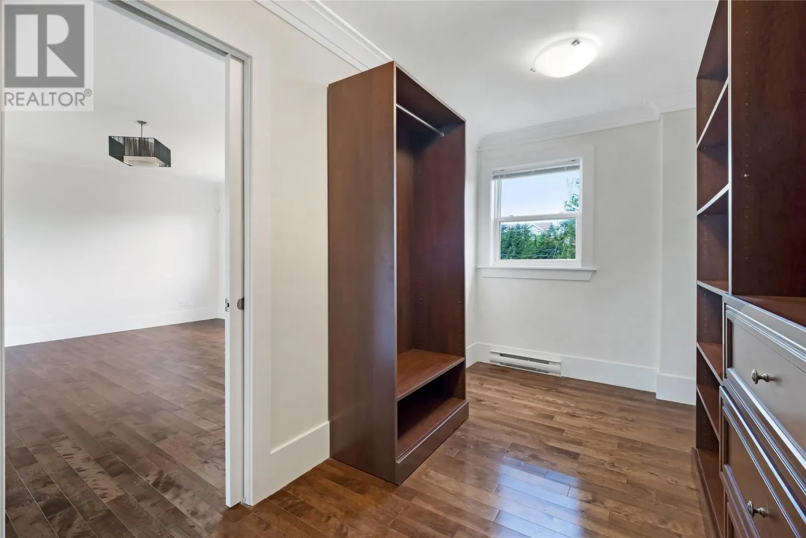 7 Sallesnik Lane