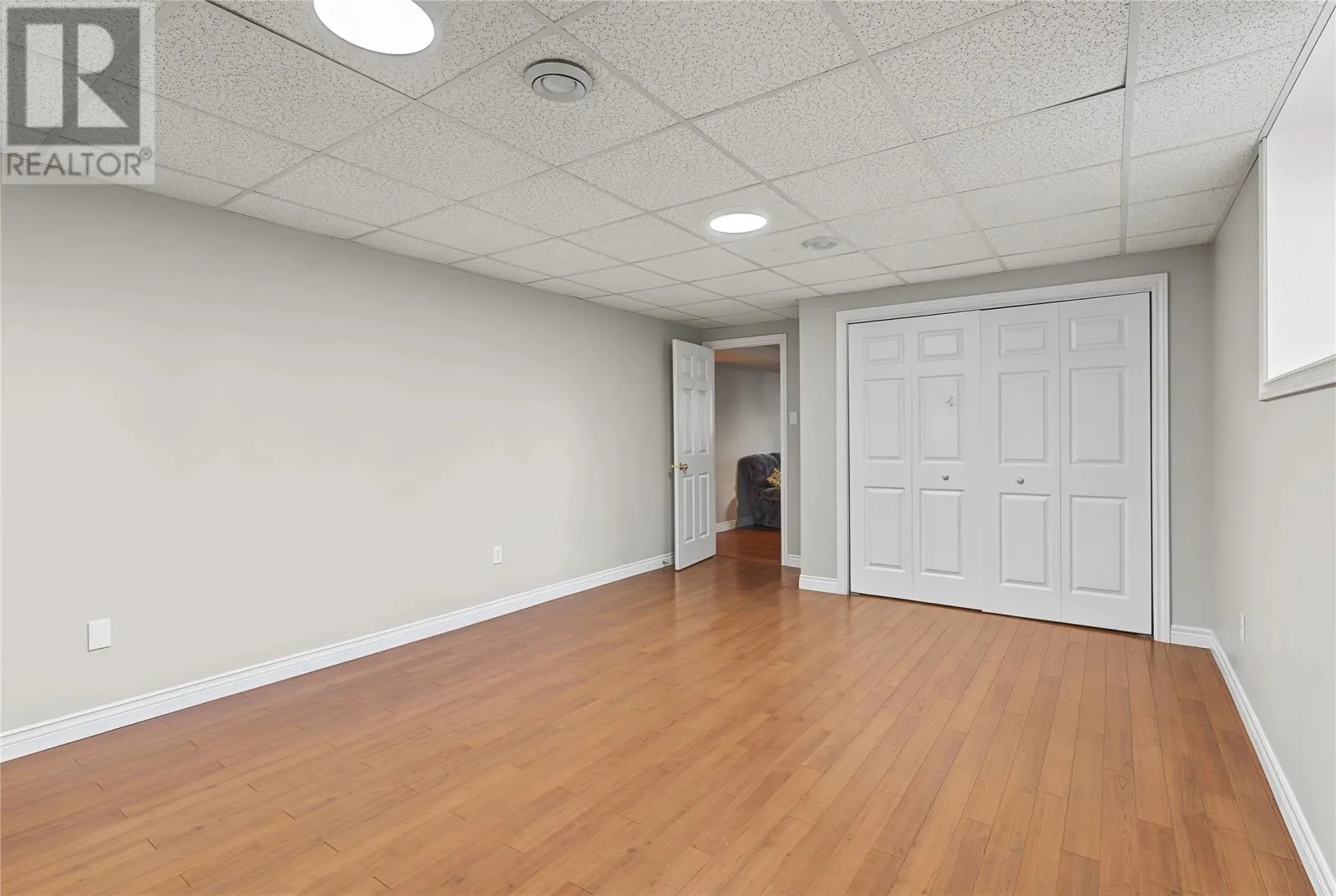 147 Monument Road