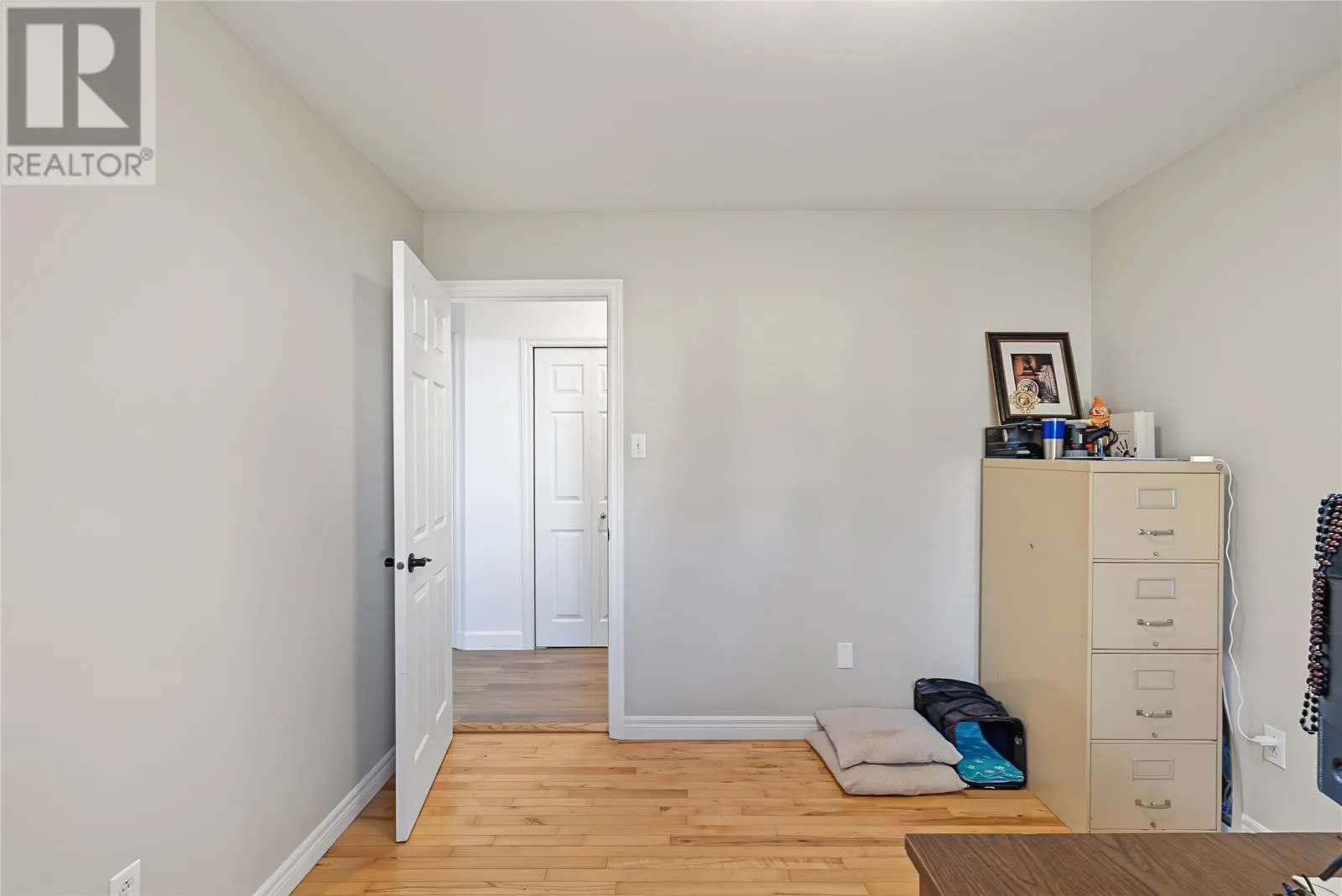 147 Monument Road