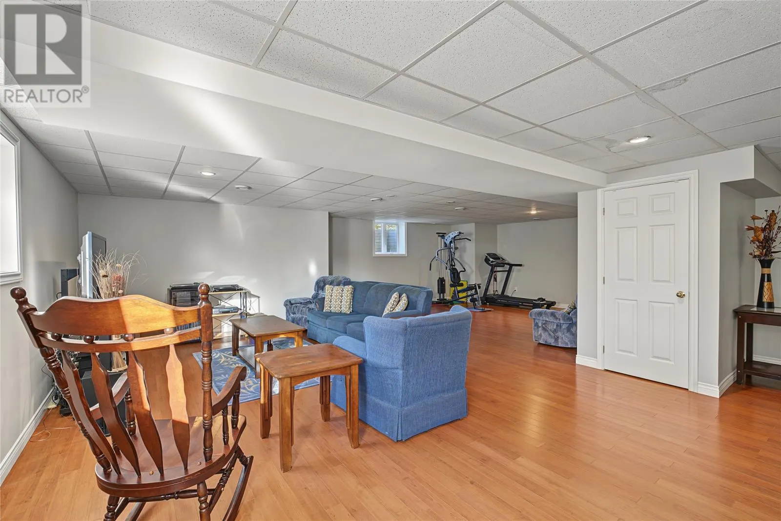 147 Monument Road
