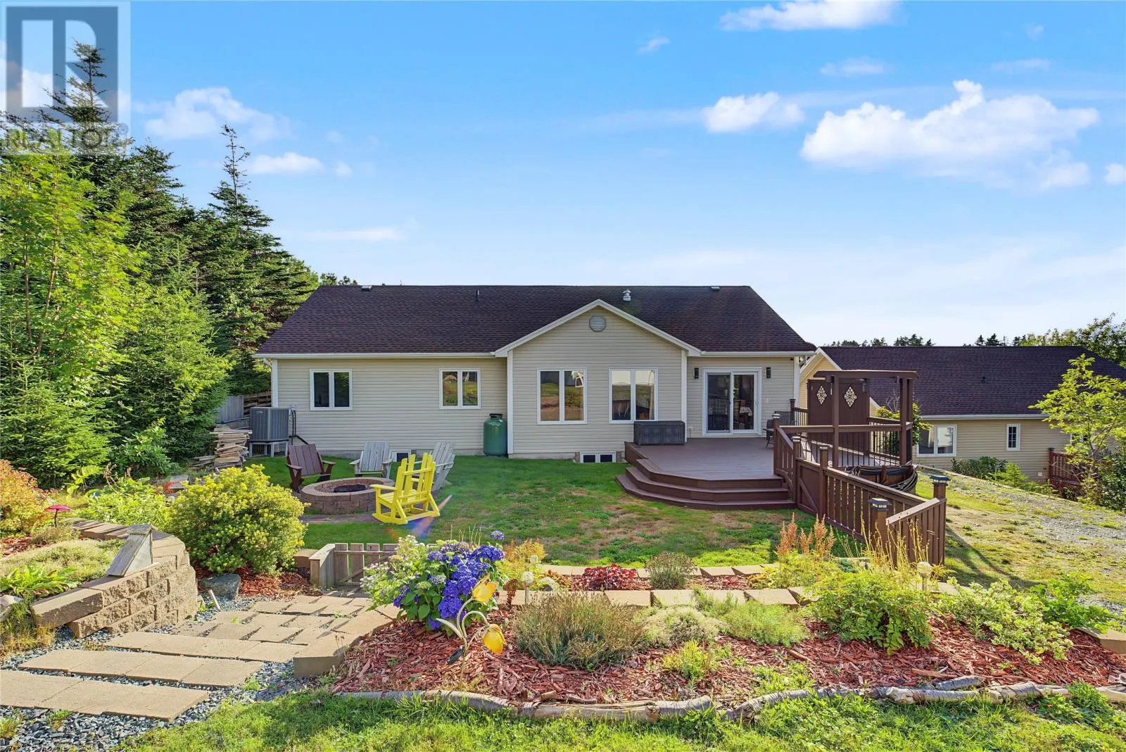 147 Monument Road