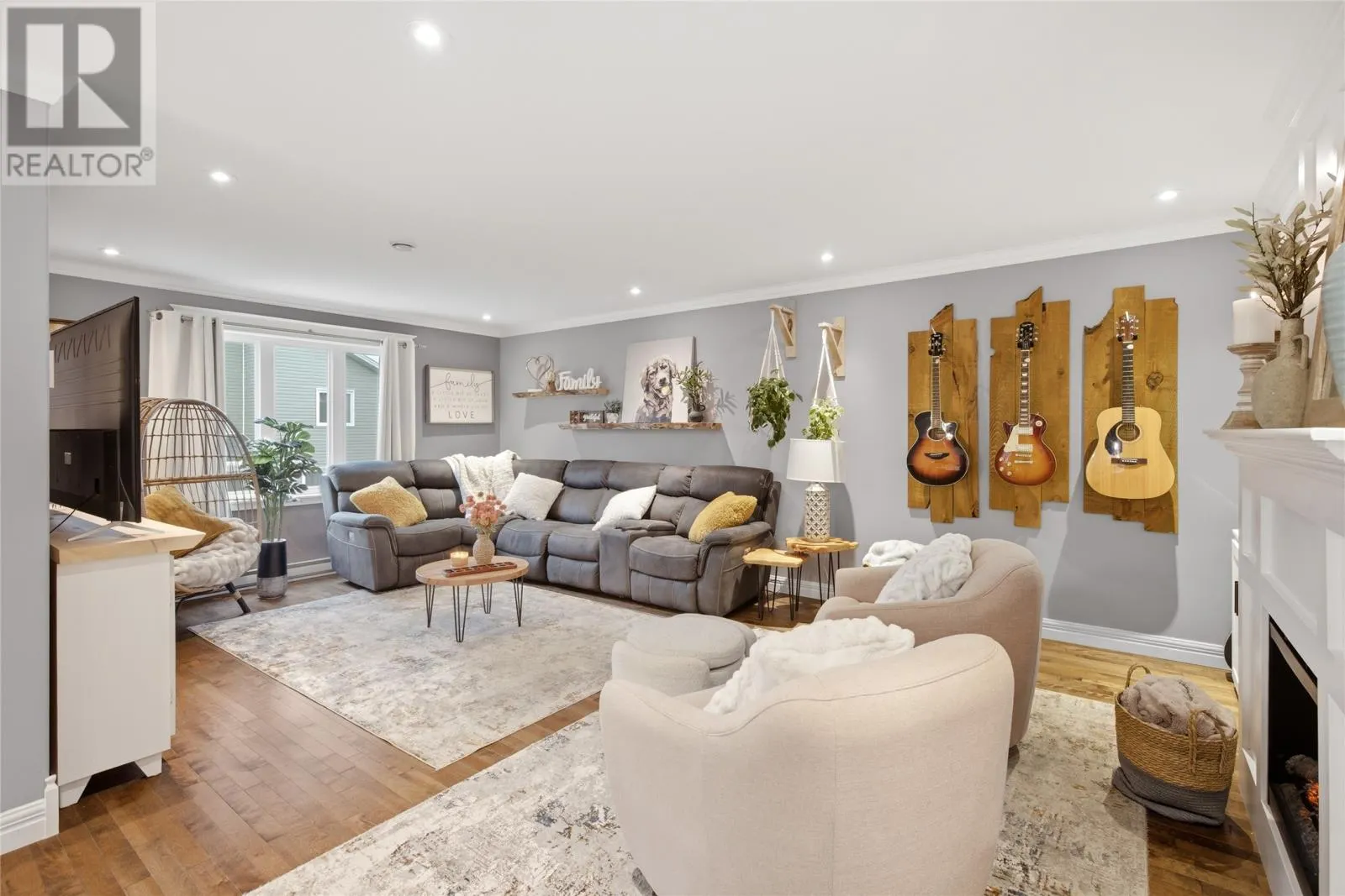 15 Aldergrove Place