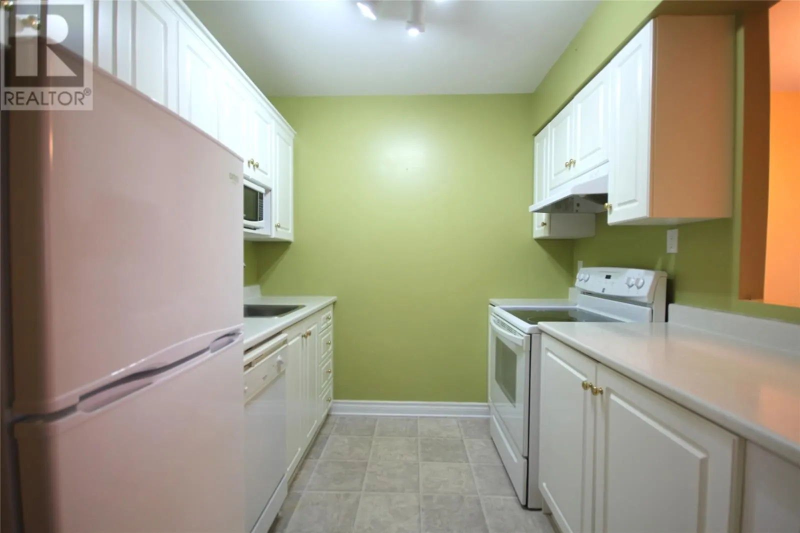 58 Pasadena Crescent Unit#307 #307