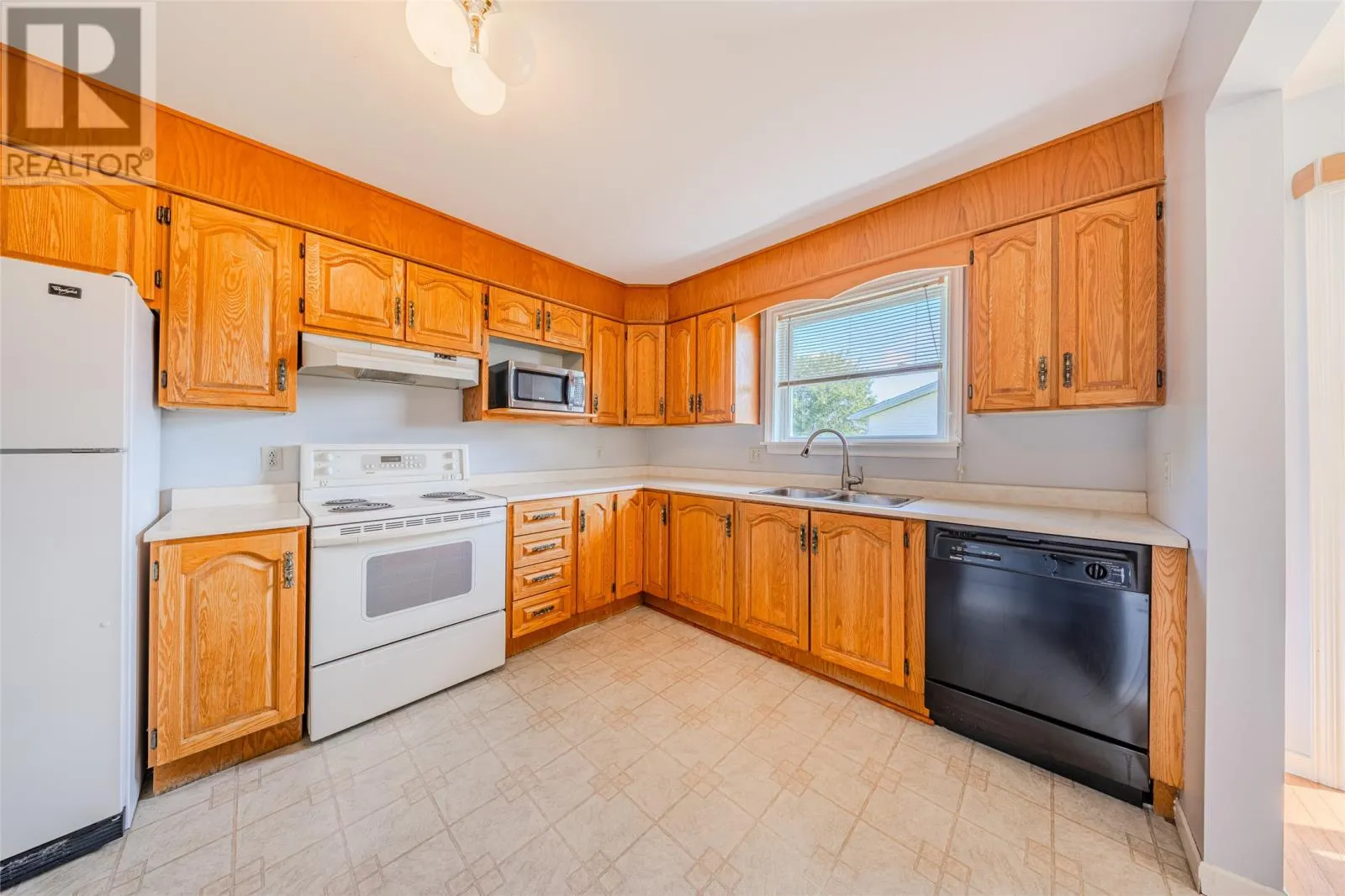 14 Beaverbrook Drive