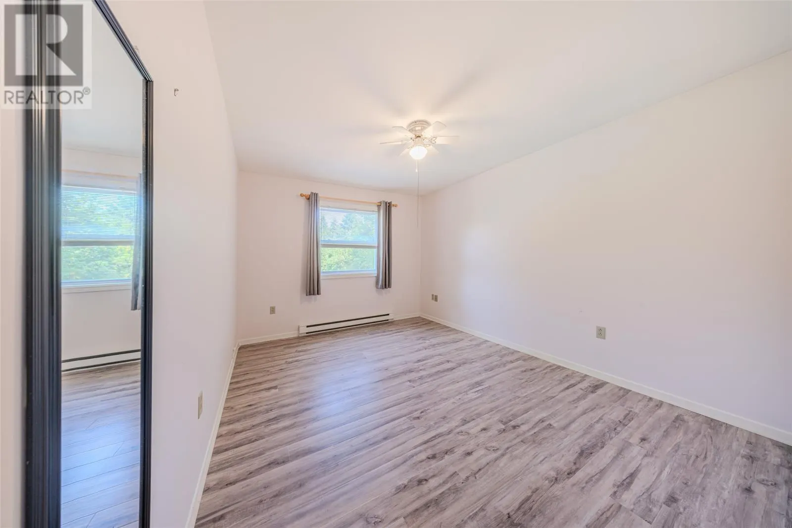 14 Beaverbrook Drive