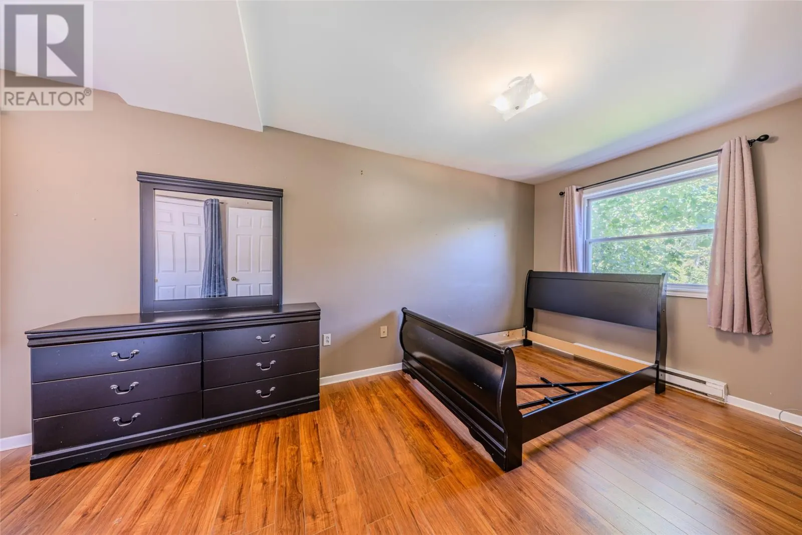 14 Beaverbrook Drive