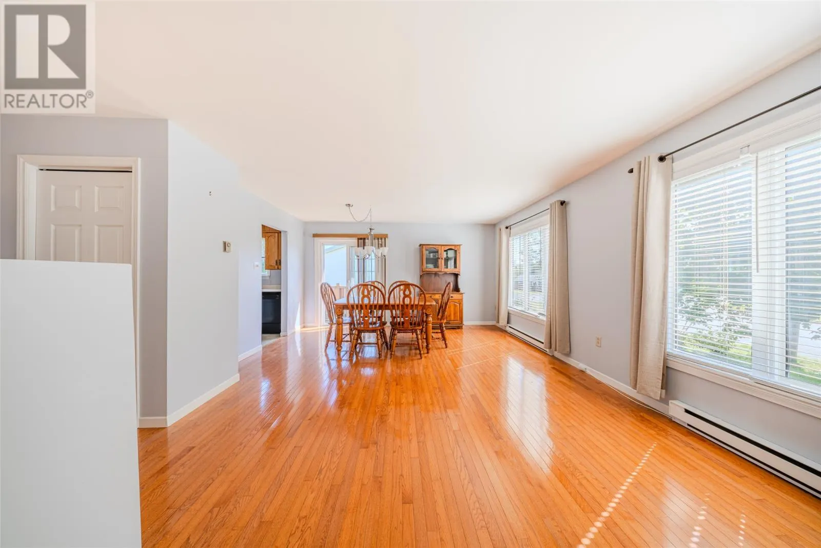 14 Beaverbrook Drive