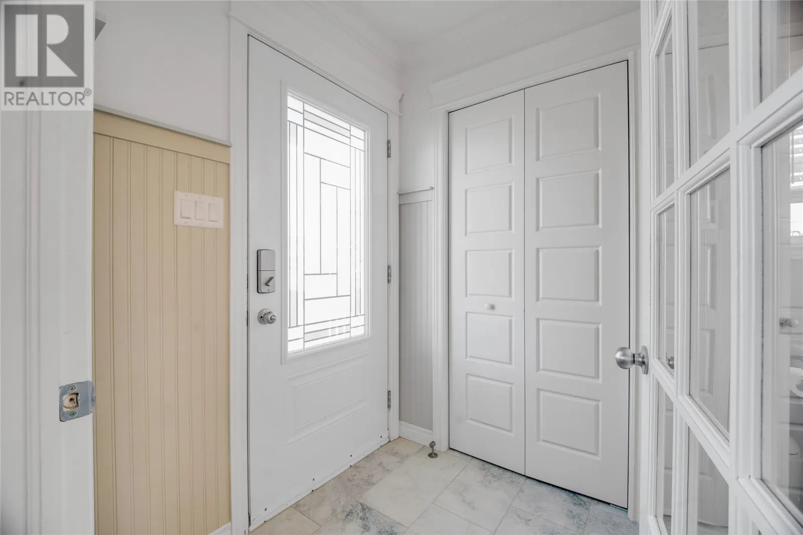 6 Hubbard Place
