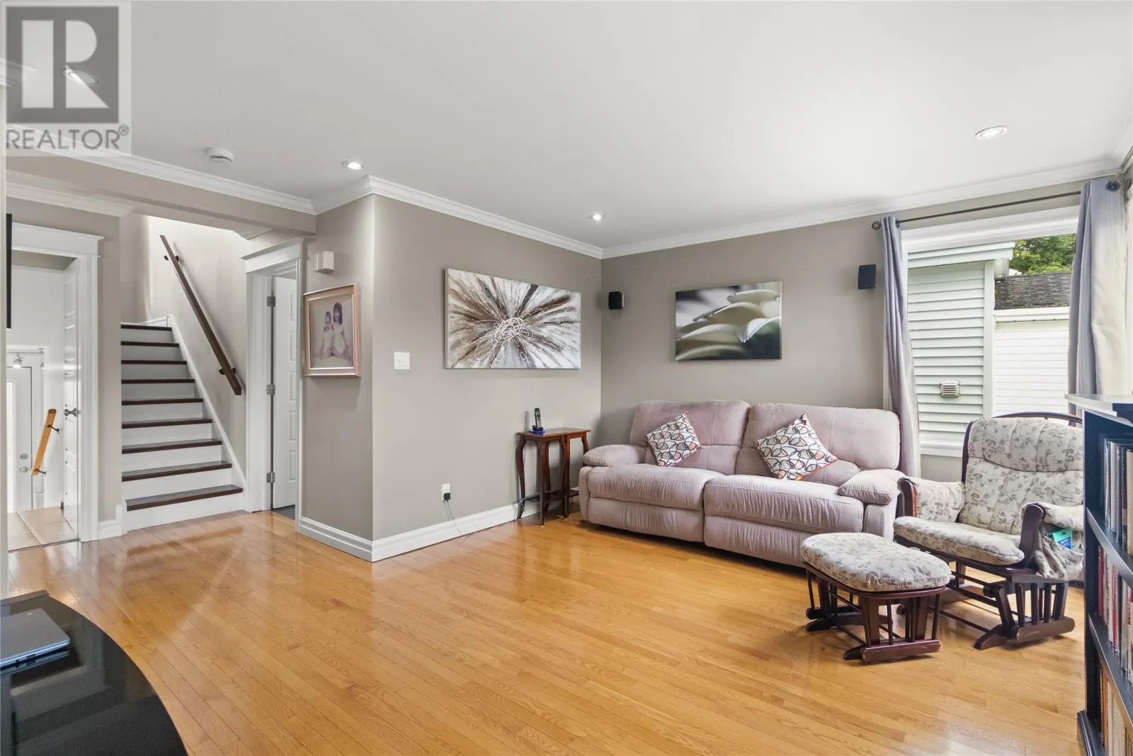 99 Bonaventure Avenue