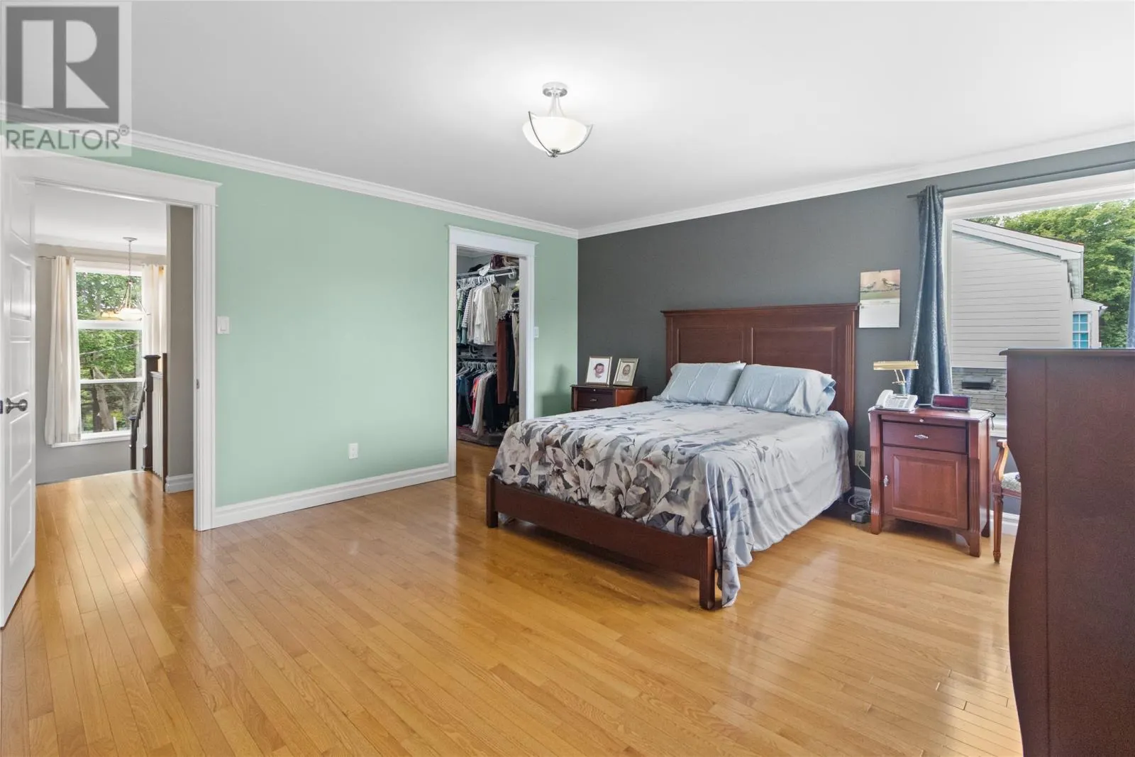 99 Bonaventure Avenue