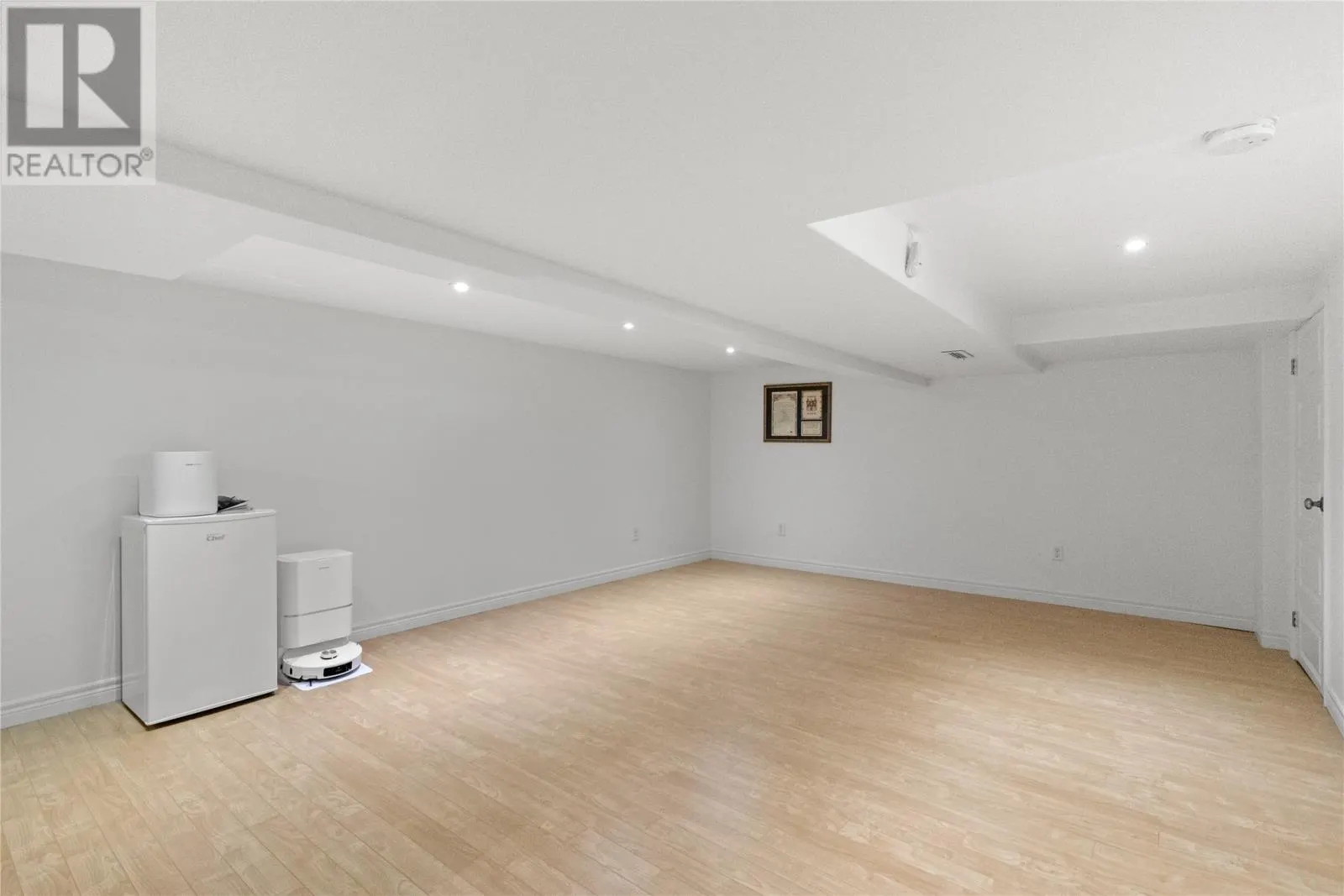 99 Bonaventure Avenue