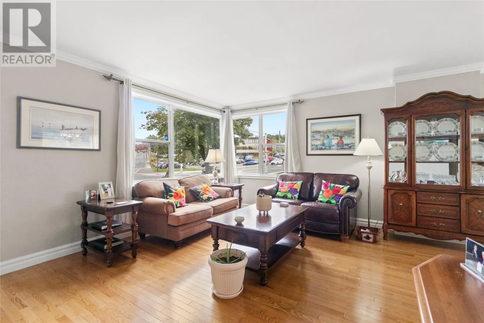 99 Bonaventure Avenue