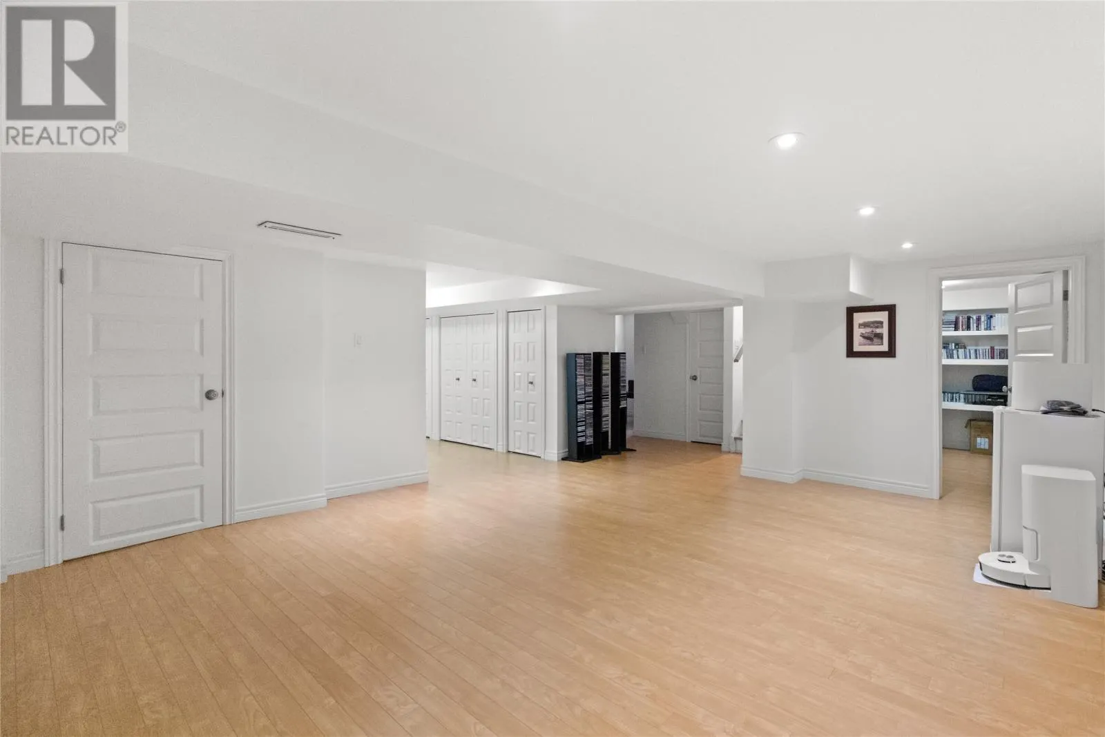 99 Bonaventure Avenue