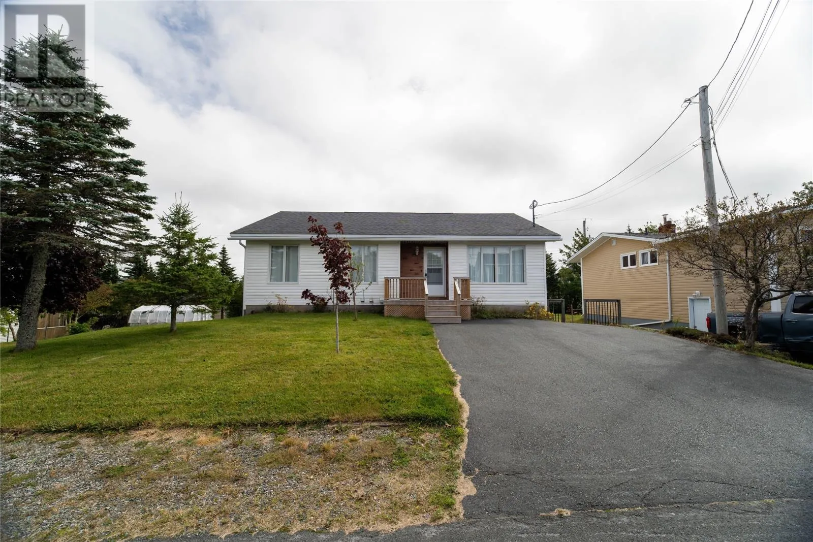 17 Cedar Drive