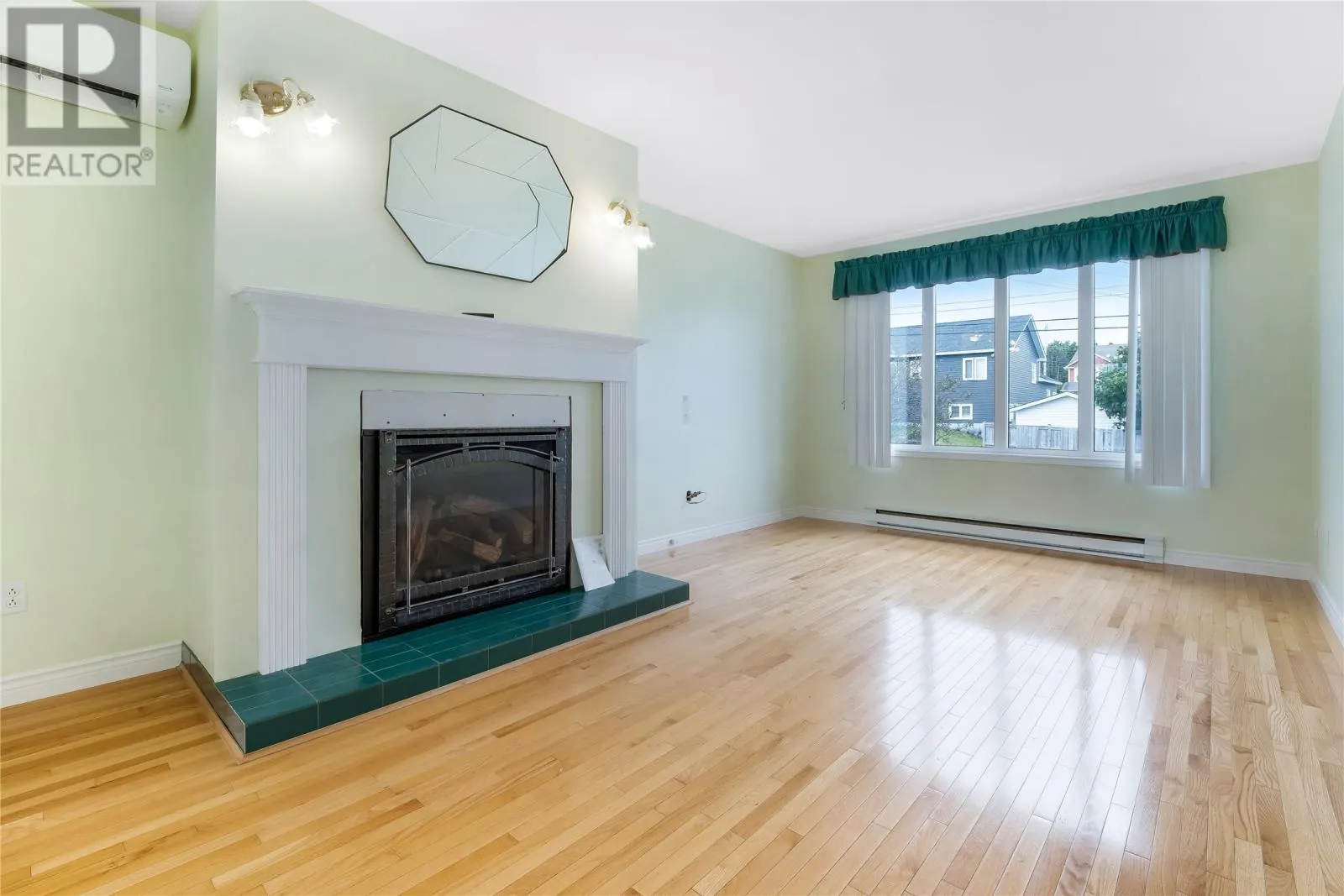 17 Cedar Drive