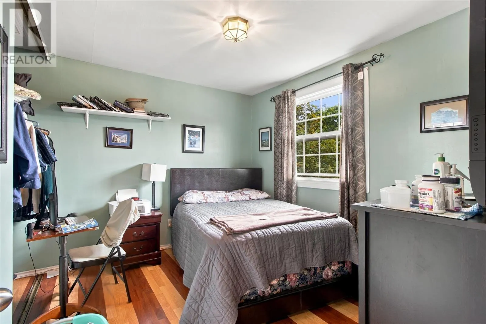 23A Chapman Crescent