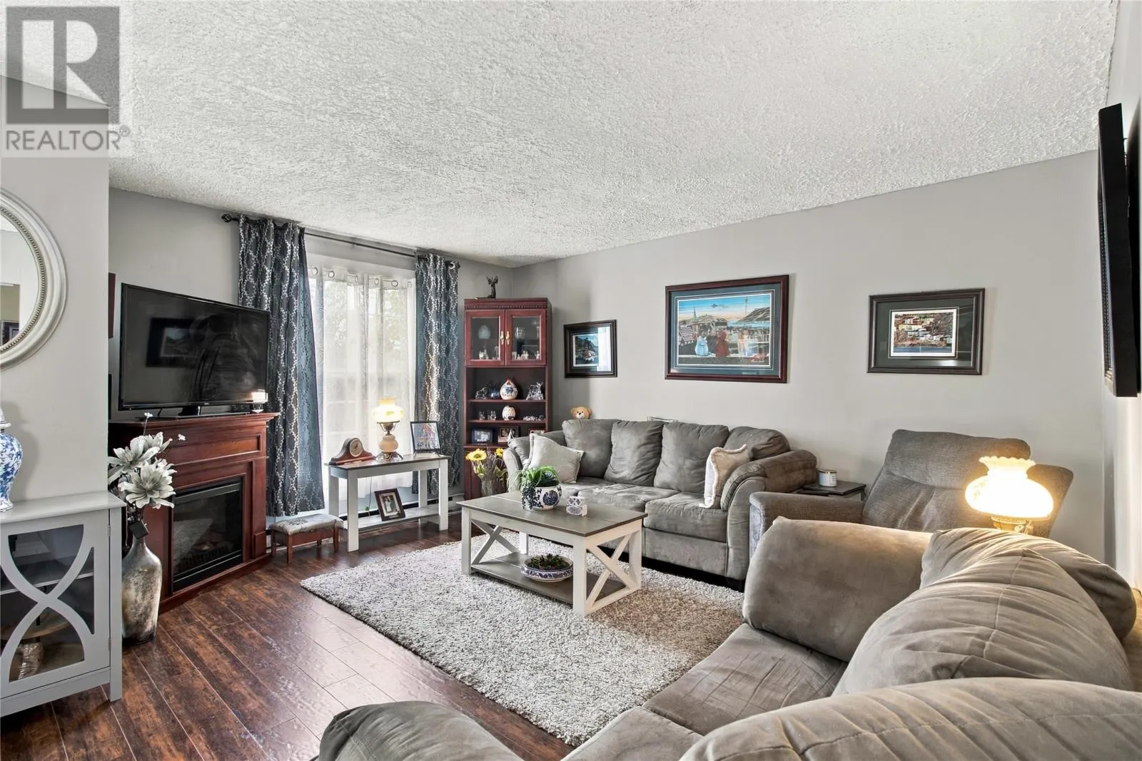 23A Chapman Crescent