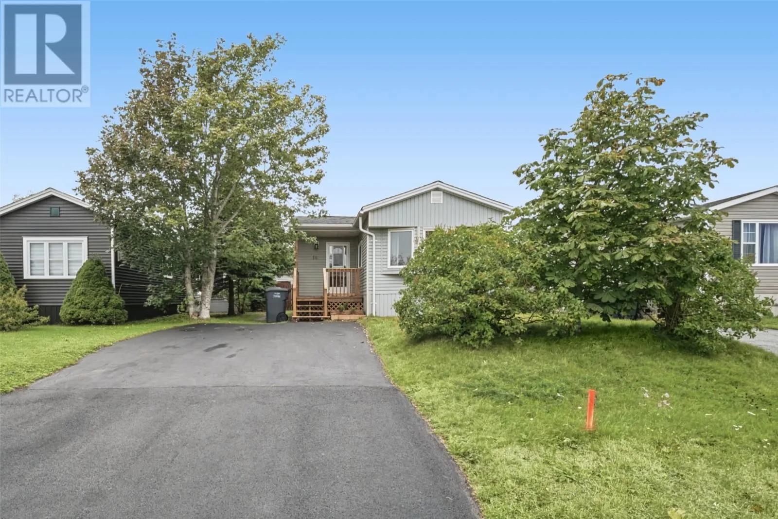 14 Ashgrove Drive