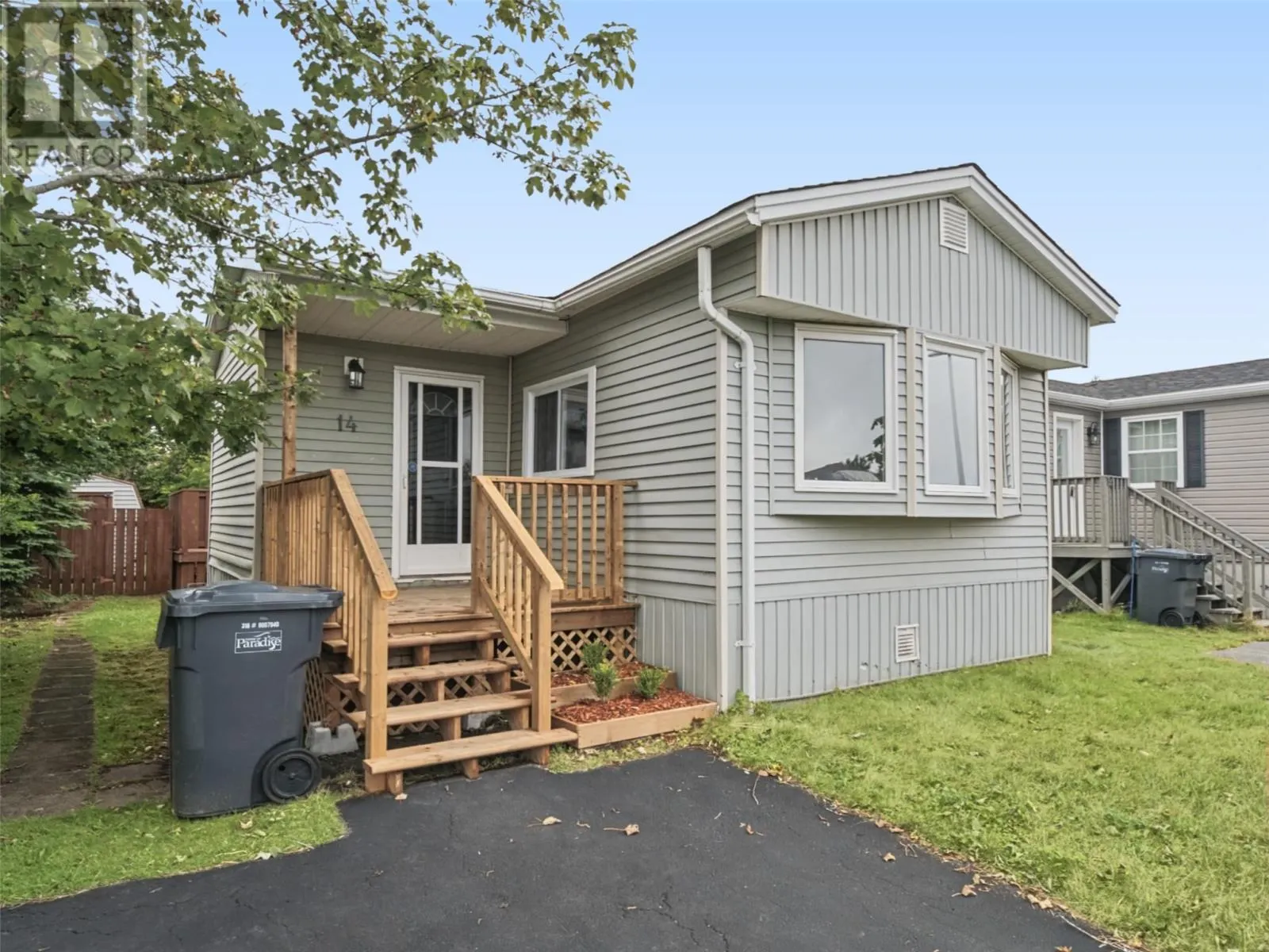 14 Ashgrove Drive