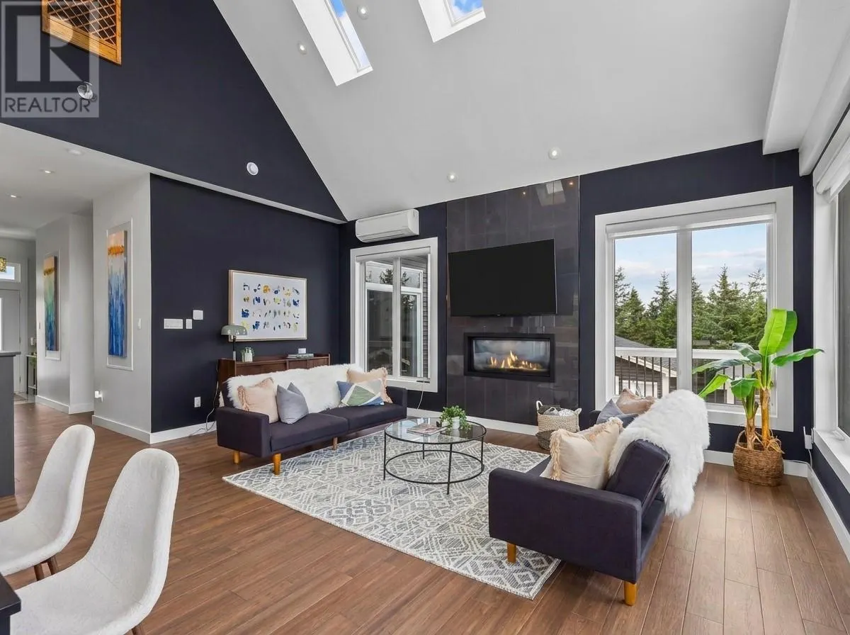 28 Flora Drive