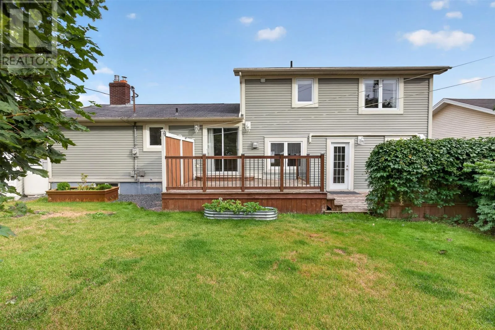 21 Eastmeadows Crescent