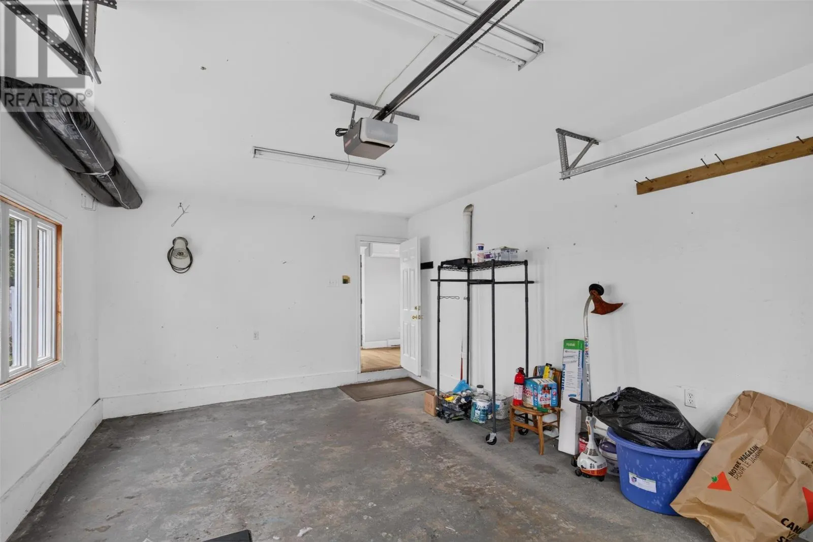 21 Eastmeadows Crescent