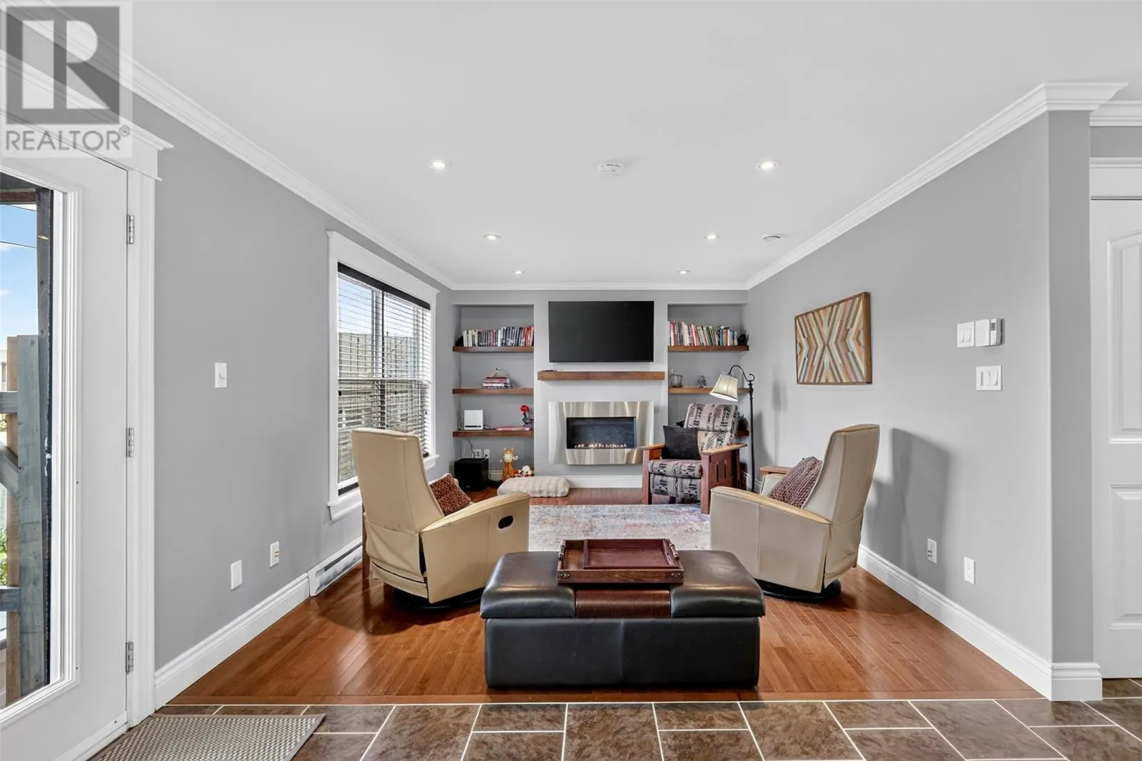 24 Summerwood Place