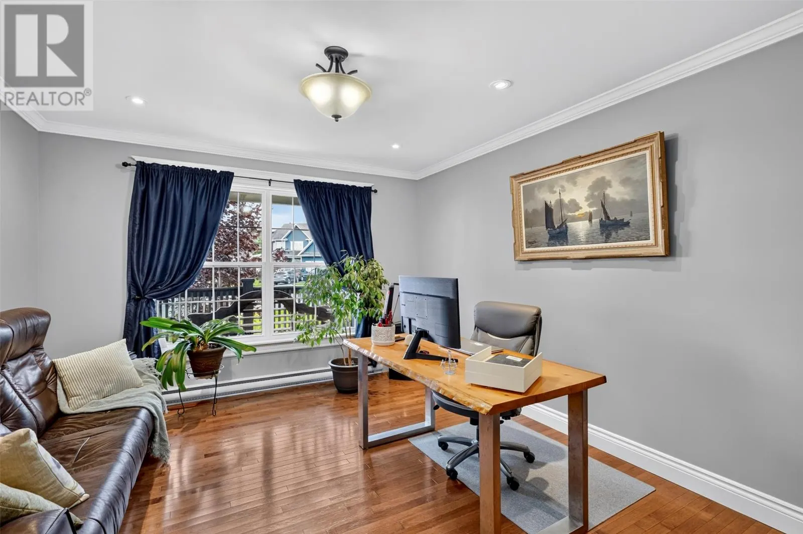 24 Summerwood Place
