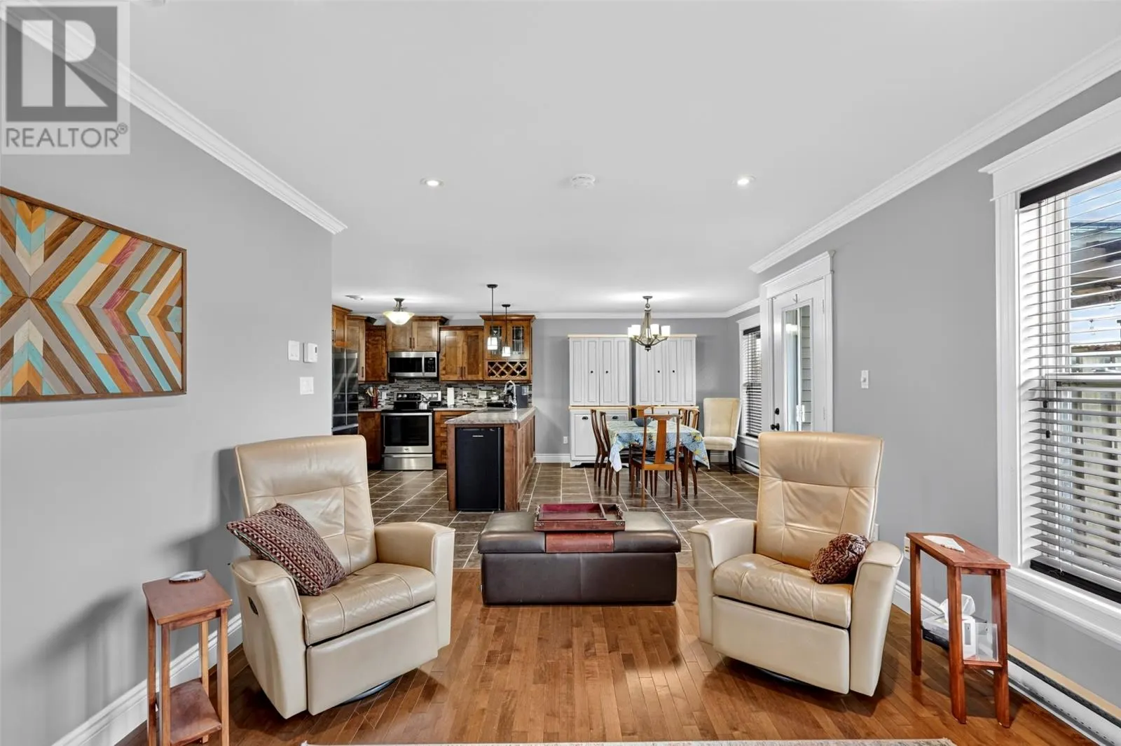 24 Summerwood Place