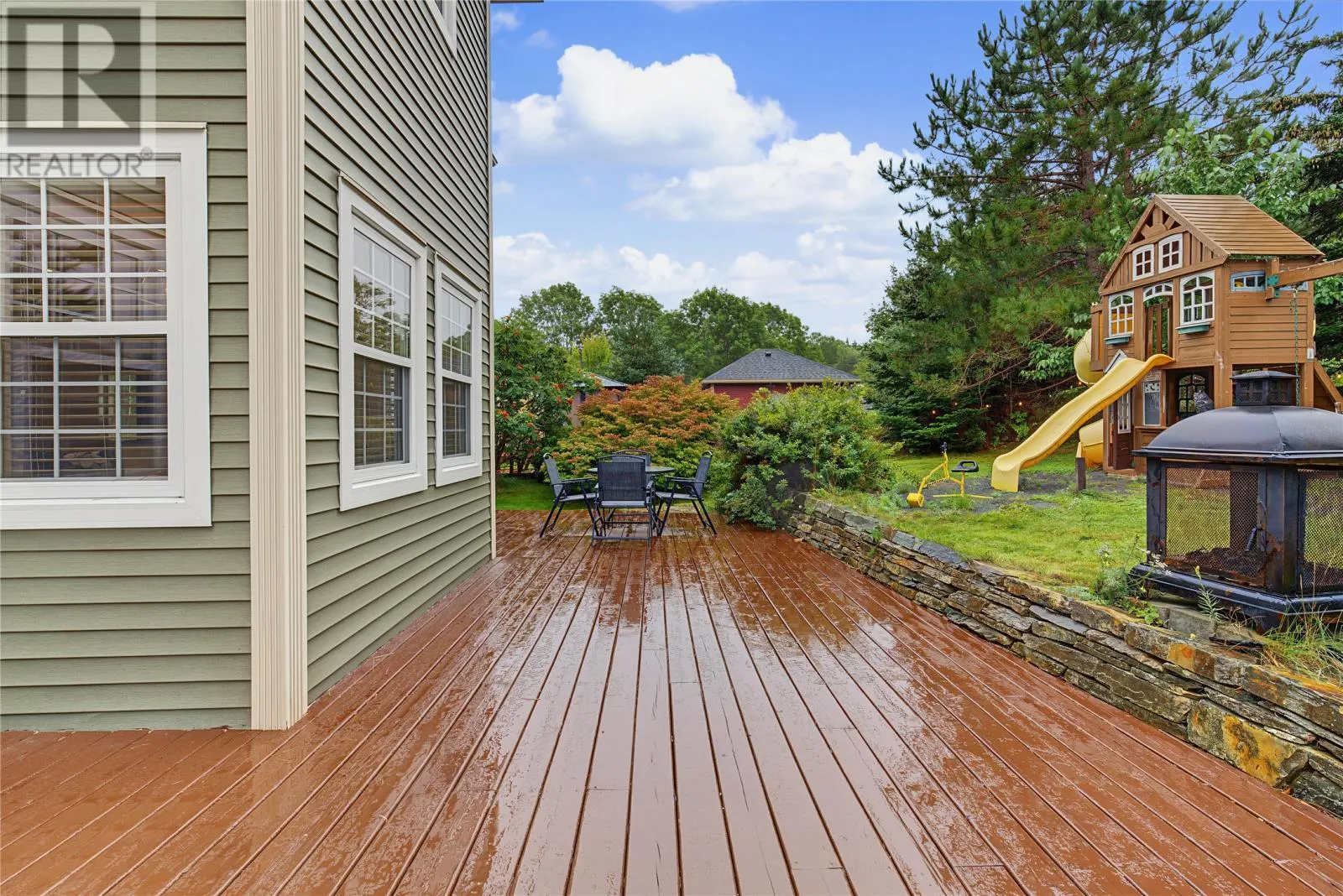 2-4 Conway Crescent