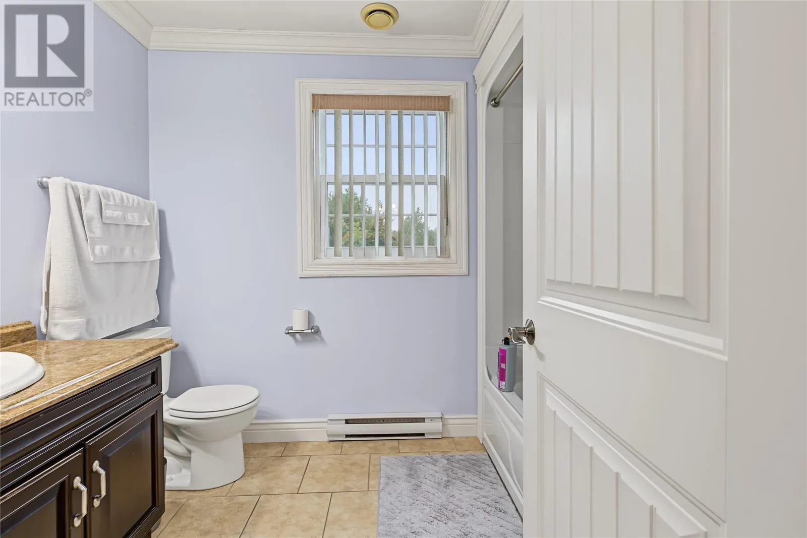 2-4 Conway Crescent