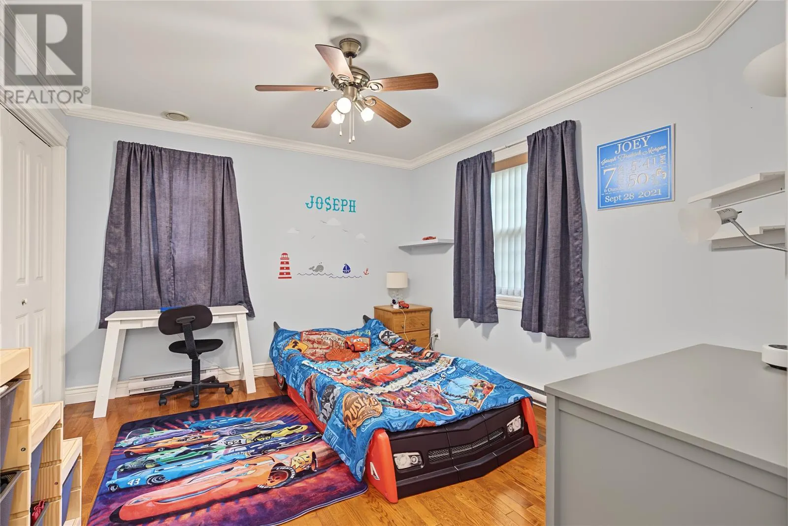 2-4 Conway Crescent