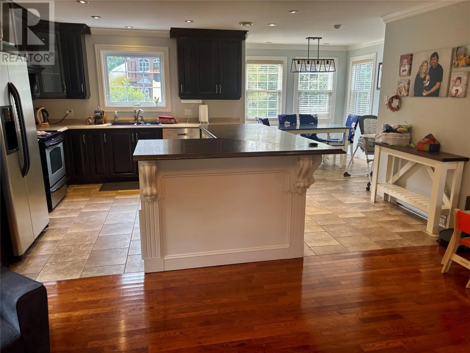 2-4 Conway Crescent