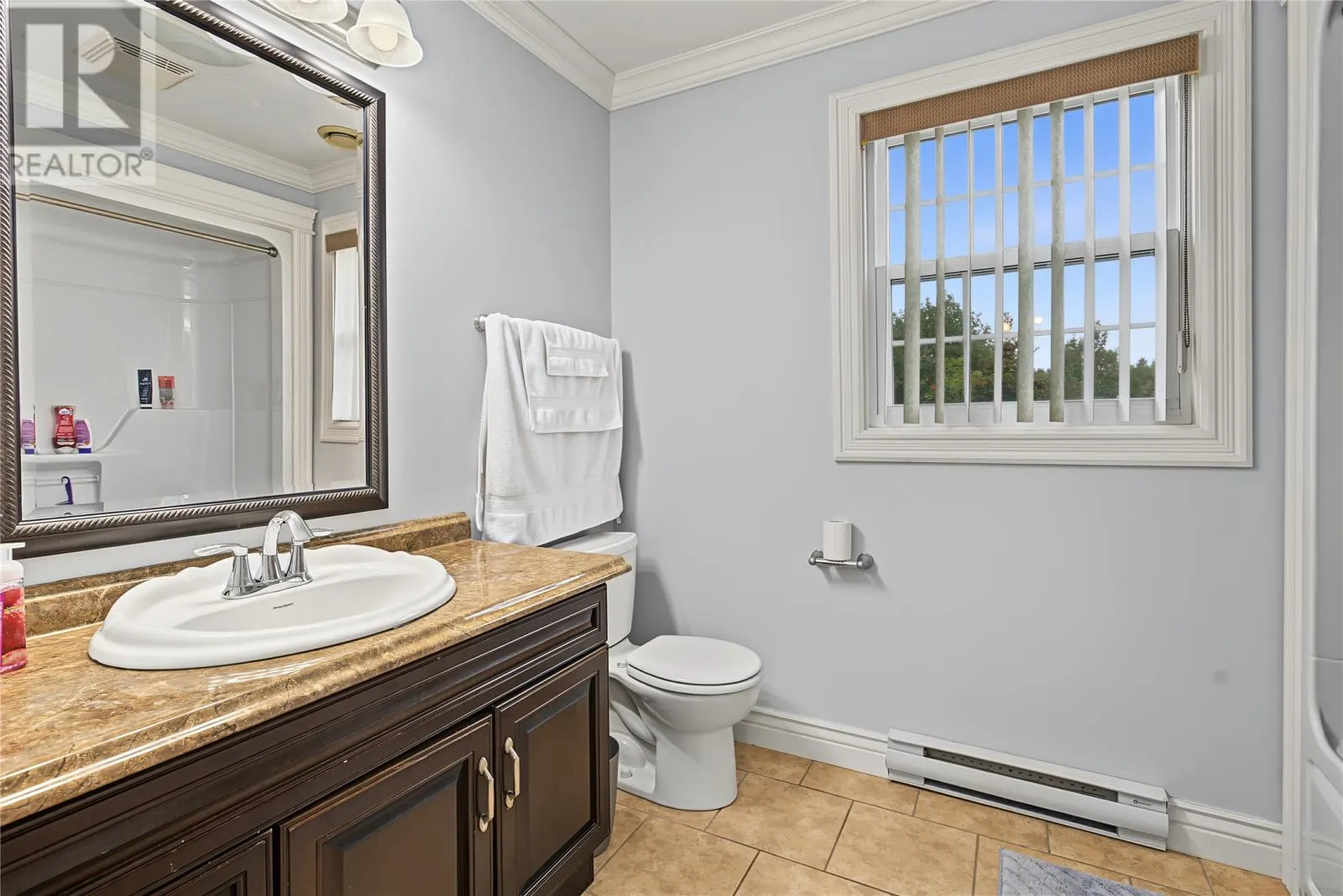 2-4 Conway Crescent