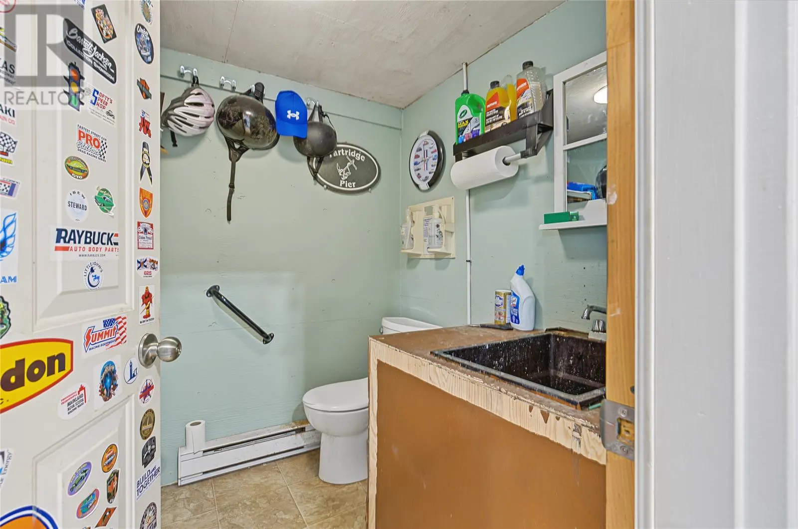 2-4 Conway Crescent