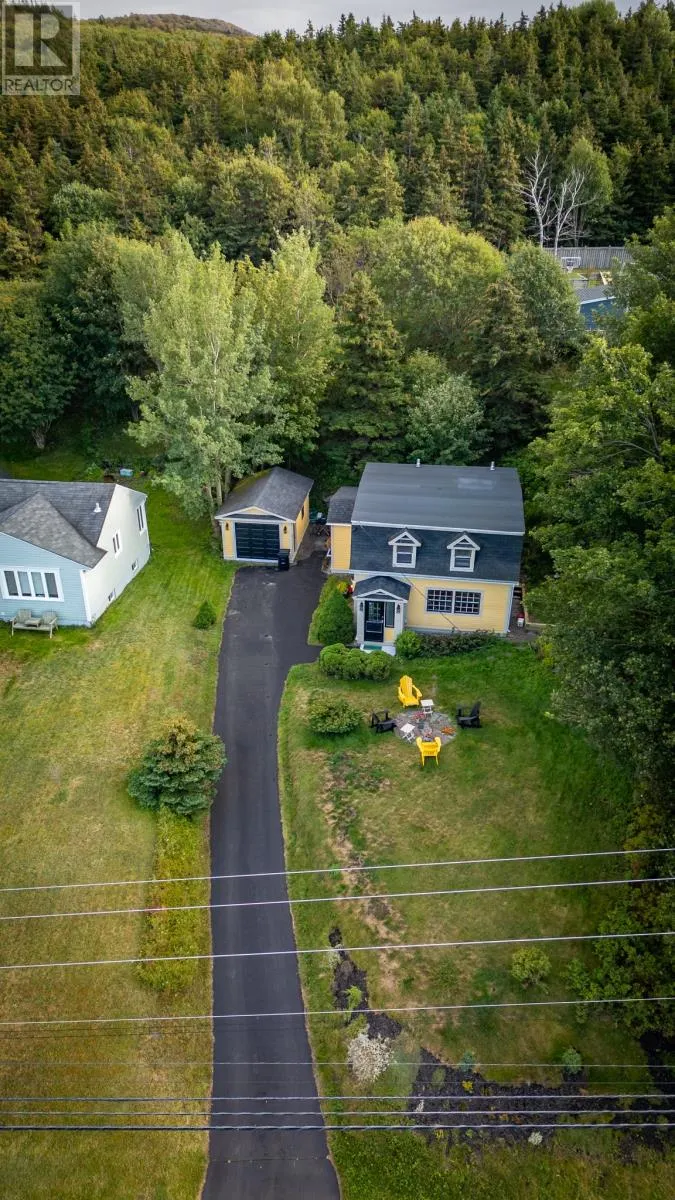 184 Forest Road