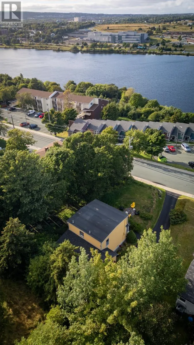 184 Forest Road