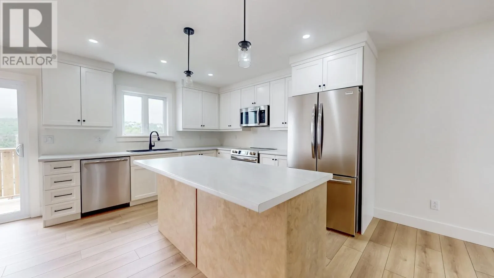 33 Gosses & Rogers Crescent