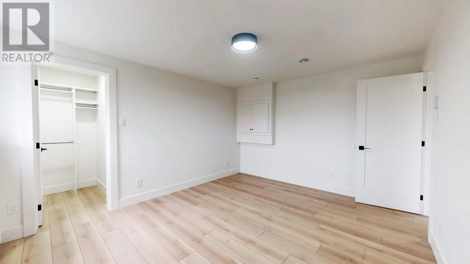 33 Gosses & Rogers Crescent