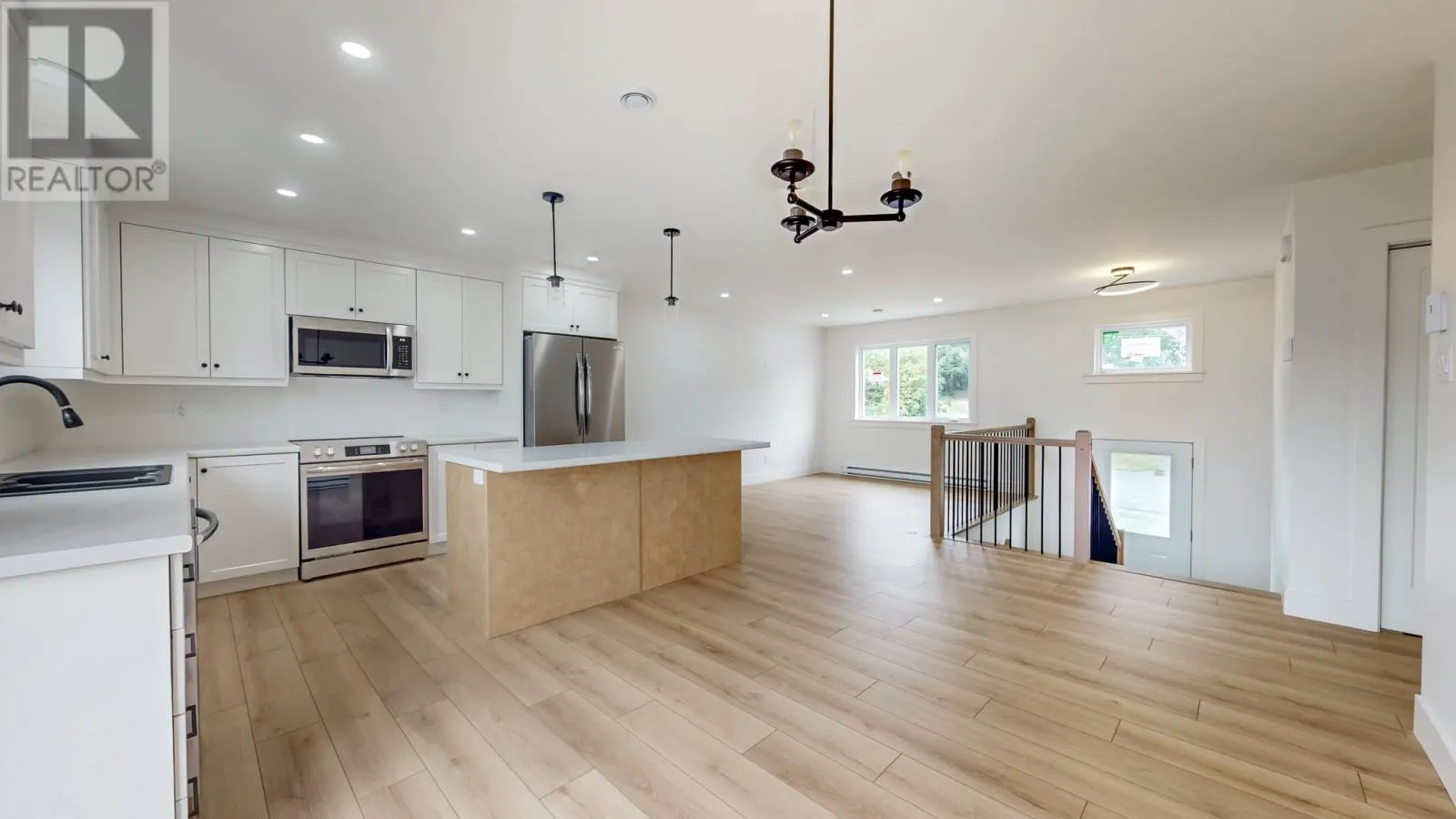 33 Gosses & Rogers Crescent