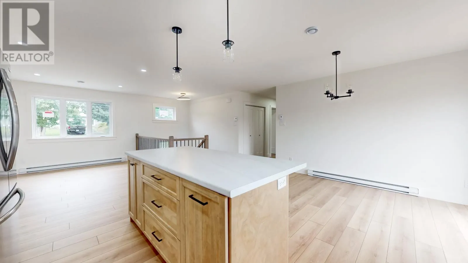33 Gosses & Rogers Crescent