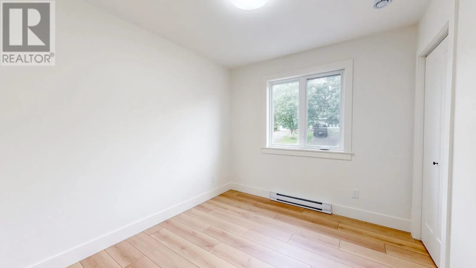 33 Gosses & Rogers Crescent