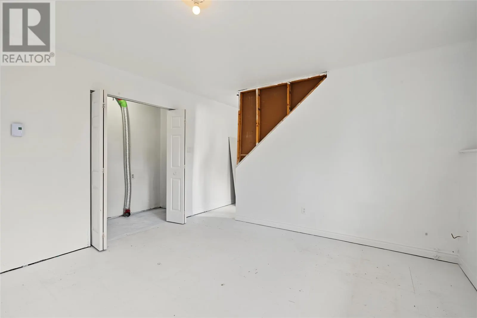 24 Gary Drive
