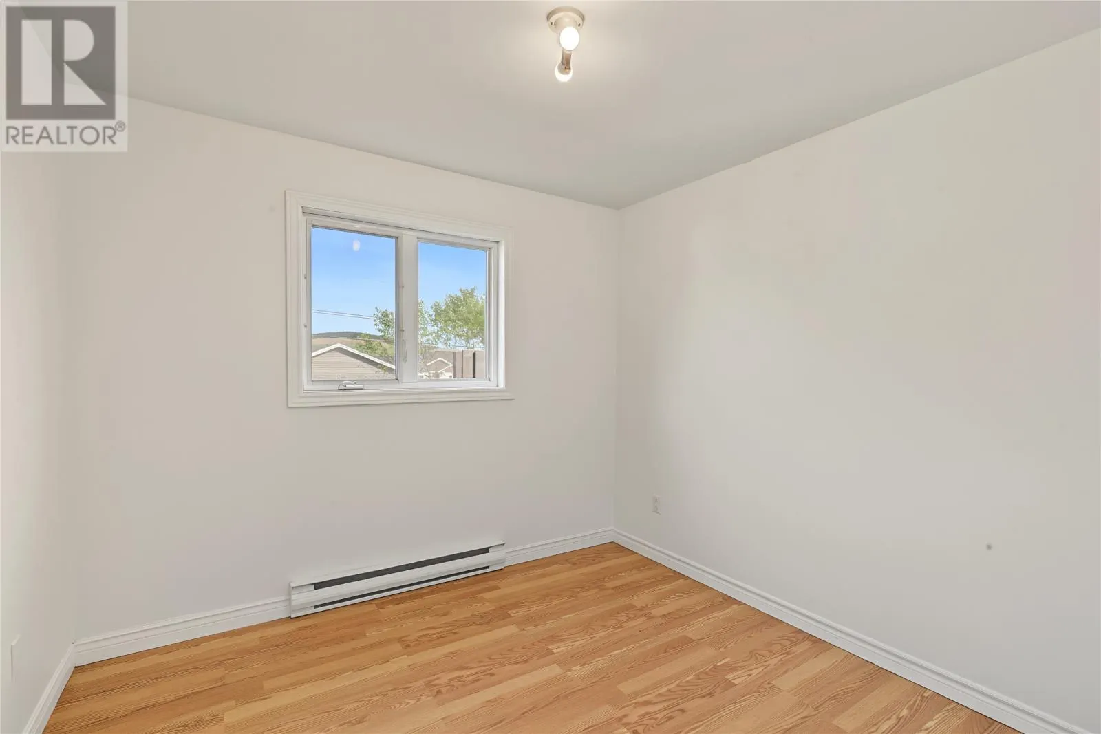 24 Gary Drive