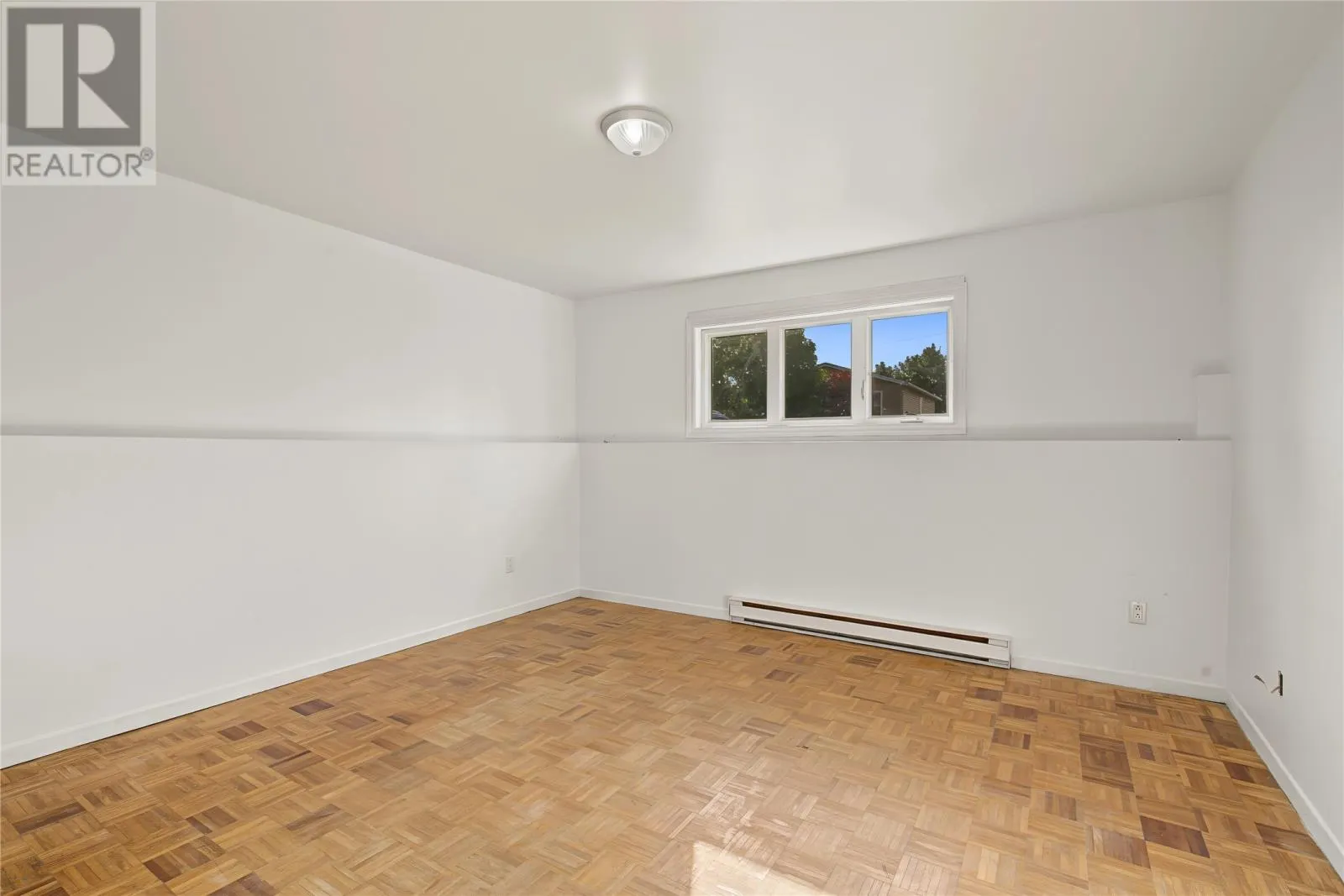 24 Gary Drive
