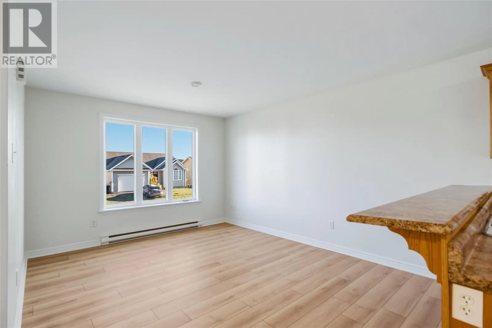 24 Hopedale Crescent