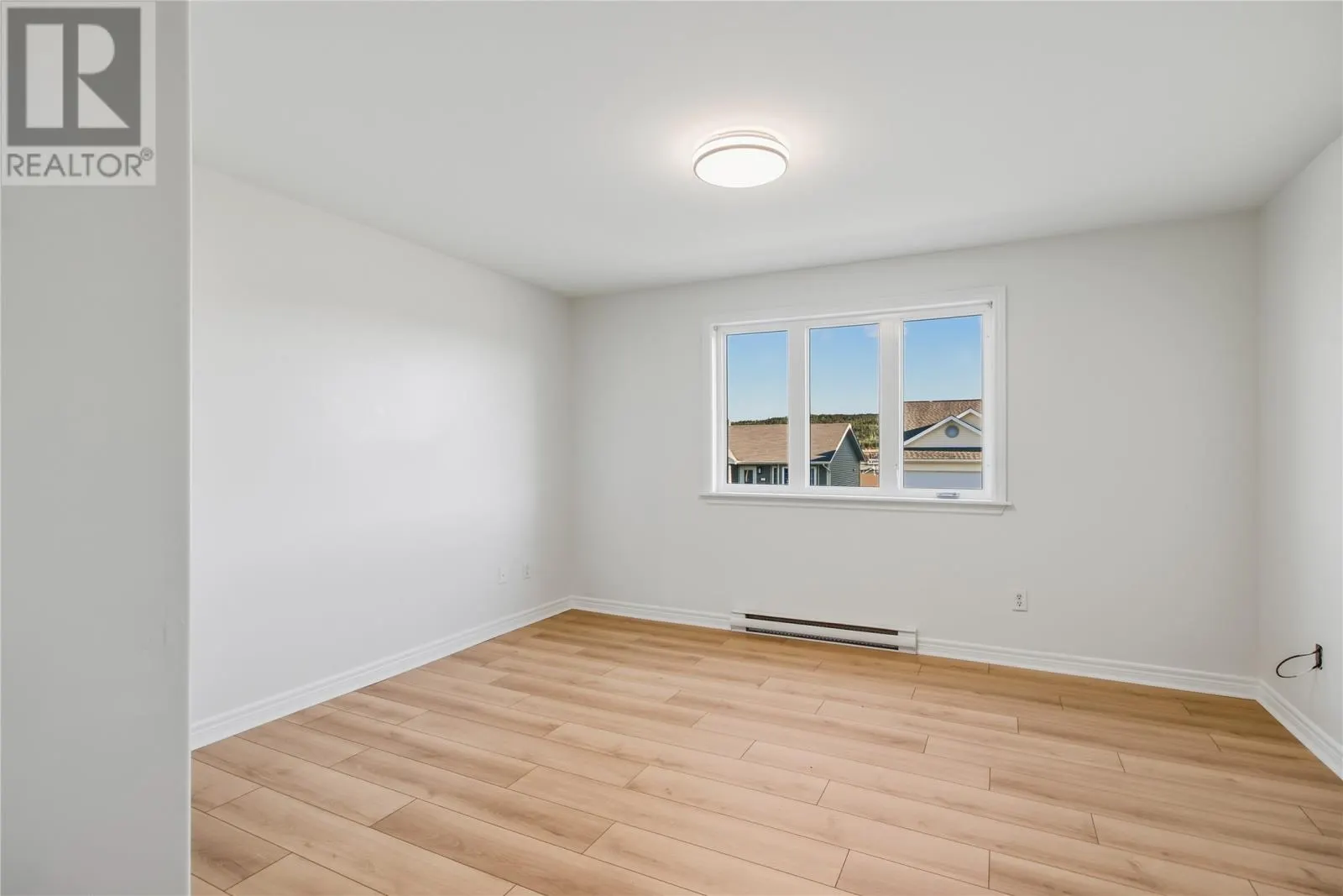 24 Hopedale Crescent
