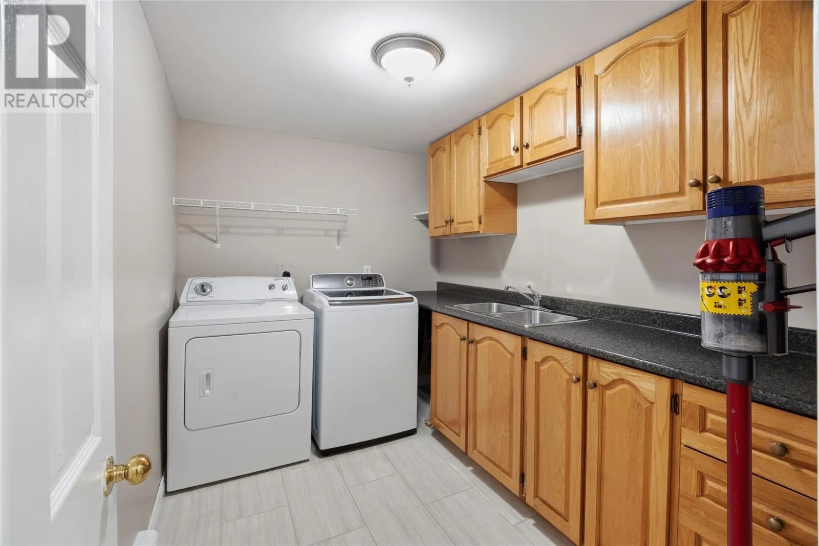 43 Radio Range Road